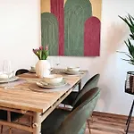 Coffeelounge: Zentrale Mit Kueche Inkl. Kaffee Lejlighed *