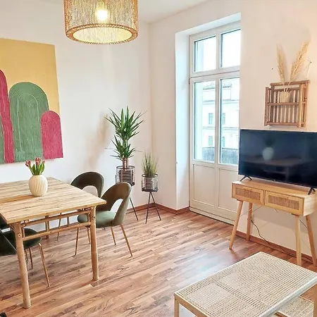 Coffeelounge: Zentrale Mit Kueche Inkl. Kaffee