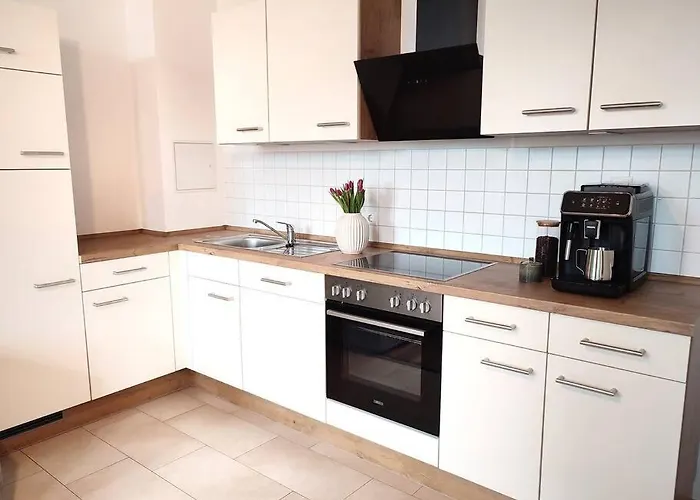 Coffeelounge: Zentrale Mit Kueche Inkl. Kaffee دريسدن