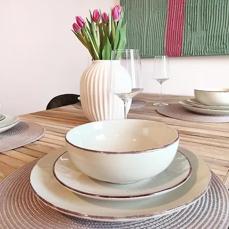 Coffeelounge: Zentrale Mit Kueche Inkl. Kaffee Dresden