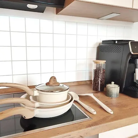 Coffeelounge: Zentrale Mit Kueche Inkl. Kaffee