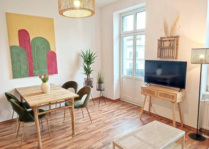 Coffeelounge: Zentrale Mit Kueche Inkl. Kaffee